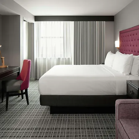 The Axis Moline Hotel, Tapestry Collection By Hilton-3